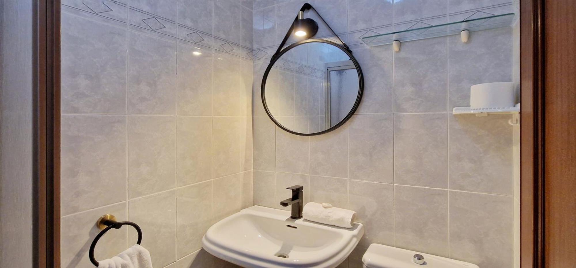 Cosma House Hotel Hinojedo Quarto foto