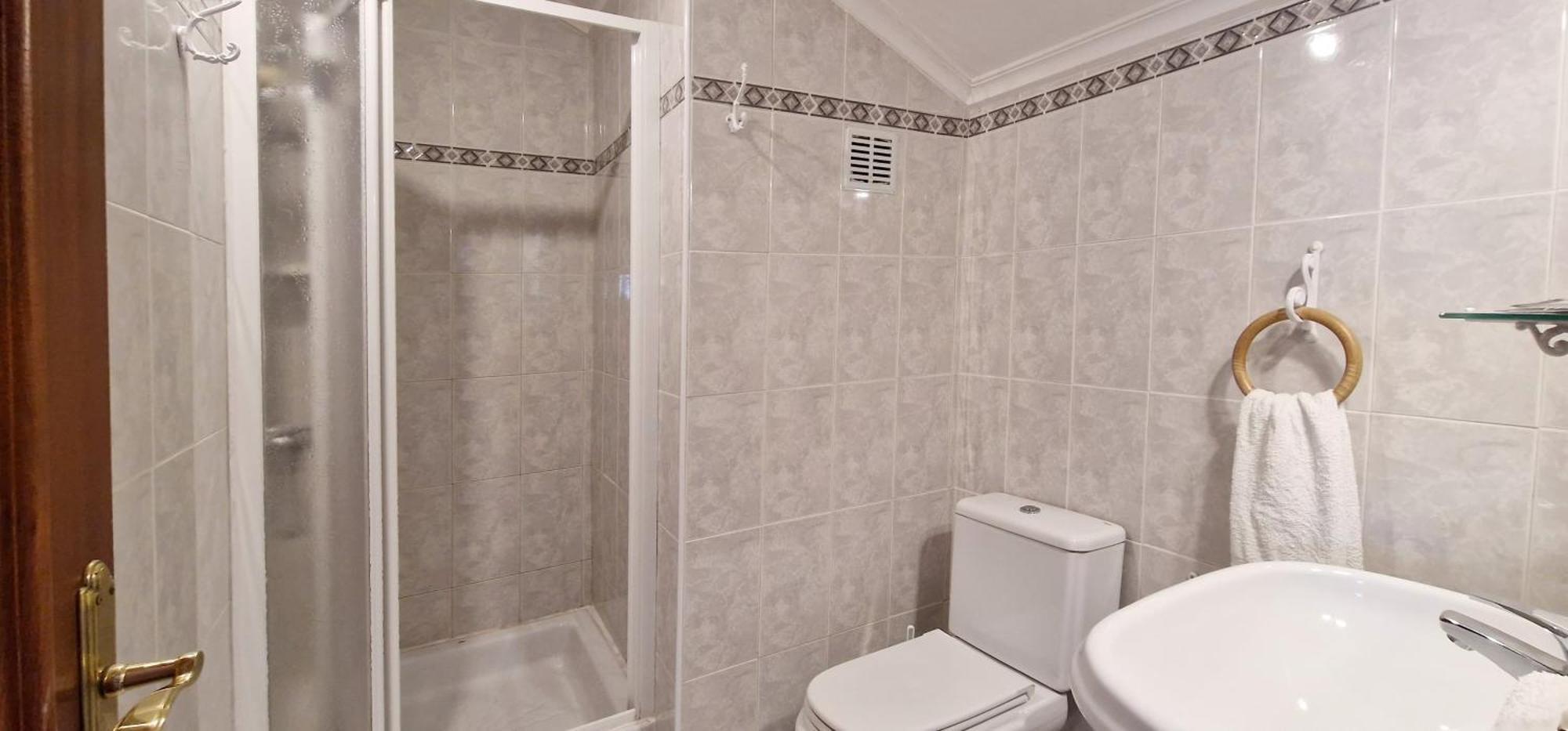 Cosma House Hotel Hinojedo Quarto foto